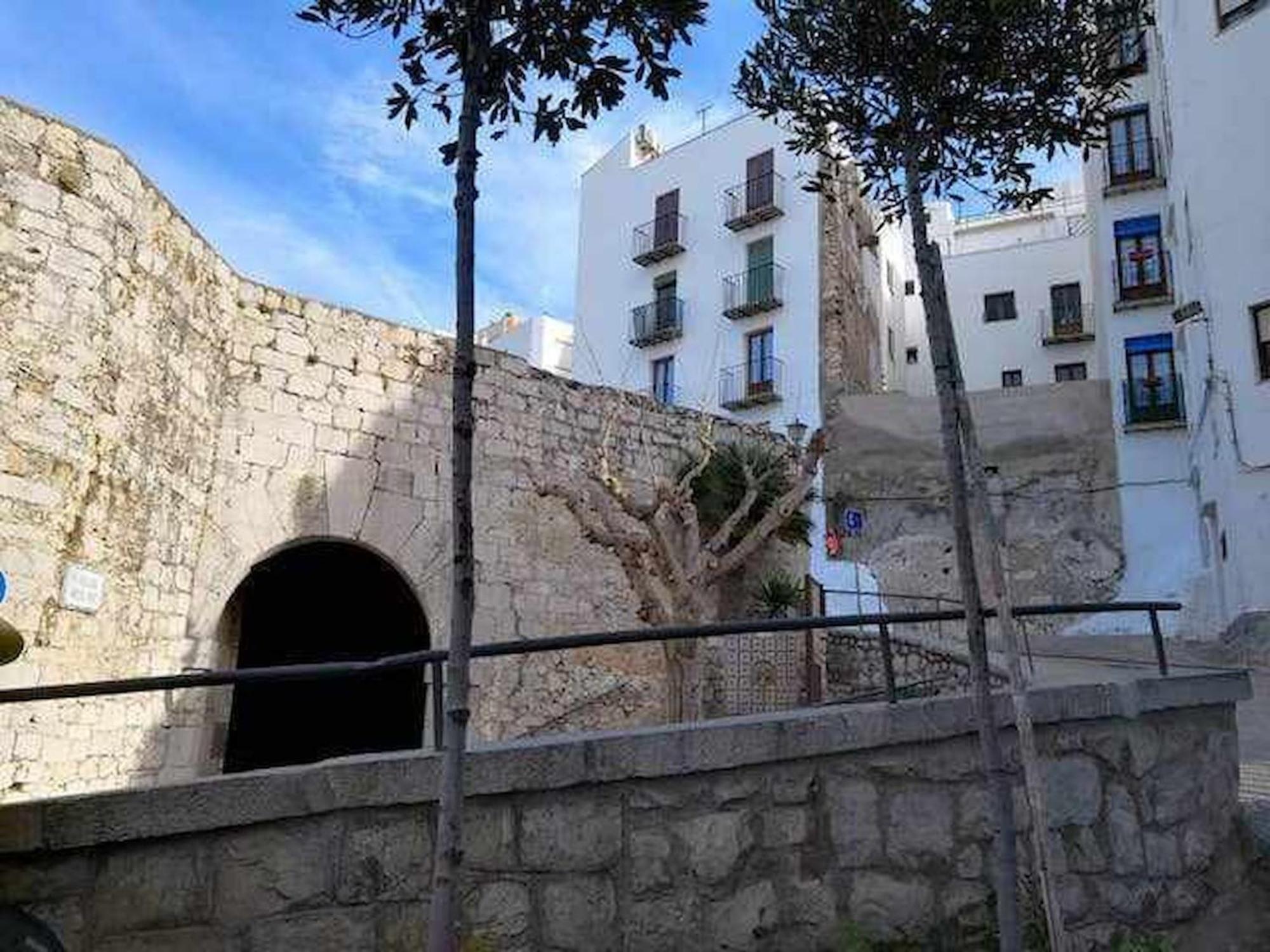 A H Rentals Castillo Apartamento Peniscola Exterior photo